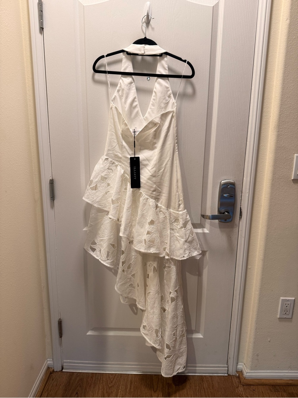 ELLIATT Elizabeth Asymmetrical Gown White Bridal Shower Bachelorette Size S NWT - Picture 8 of 8
